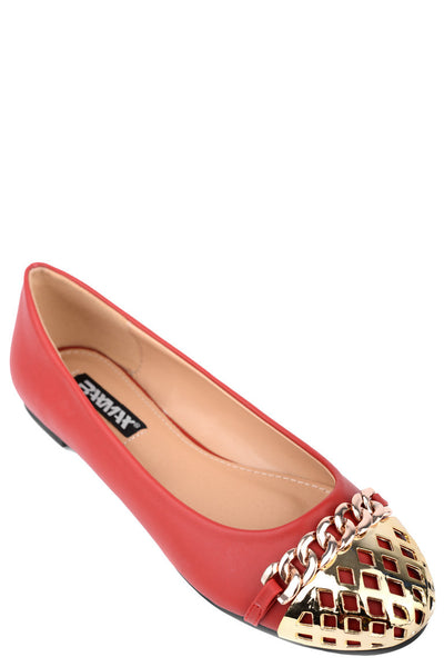 Faux Leather Pumps With Golden Chain And Cap Toe Detail