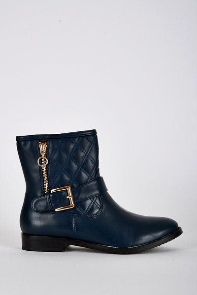 Quilted Design Buckle Detail Boots in Blue