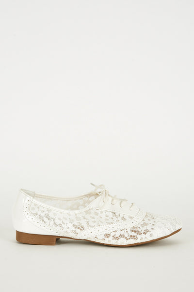 White Oxford Lace-Up Shoe