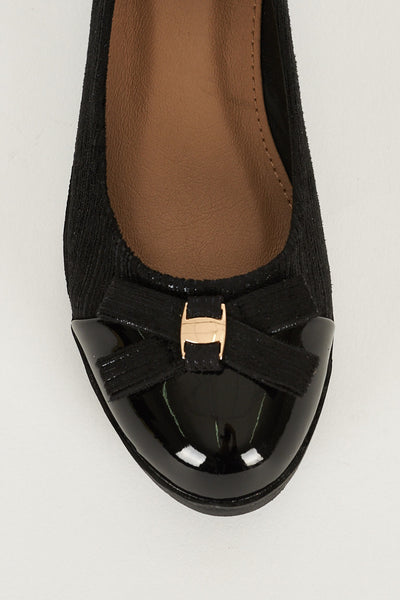 Black Ballerina Shoes With Bow Detail