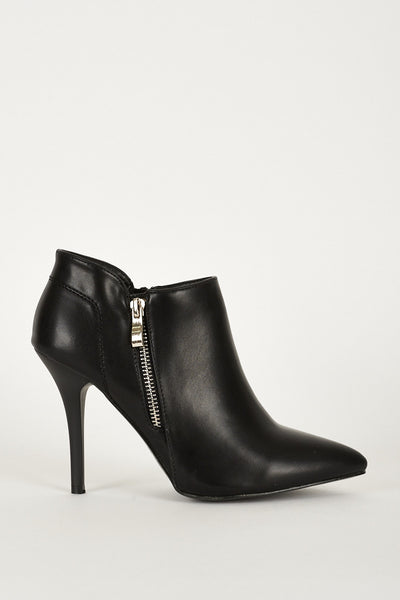 Faux Leather Pointed Ankle Boots In Black