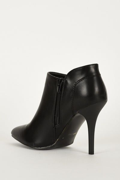 Faux Leather Pointed Ankle Boots In Black