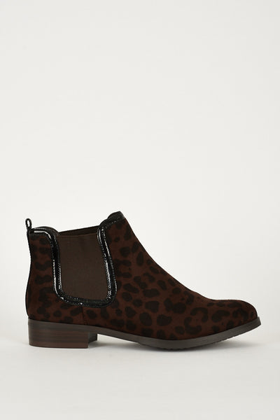 Lovely Faux Suedette Chelsea Boots With Animal Print