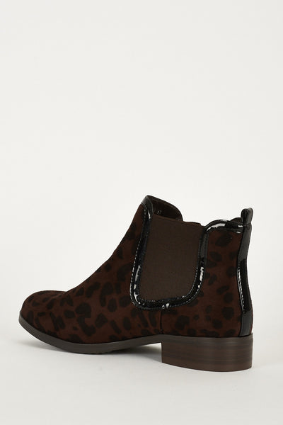 Lovely Faux Suedette Chelsea Boots With Animal Print