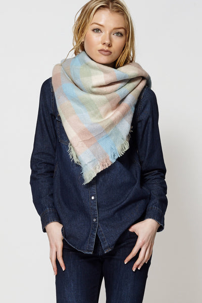 Light Colour Knit Checked Frayed Hem Scarf