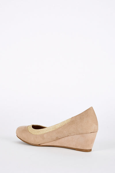 Large Size Faux Suede Wedge Shoes