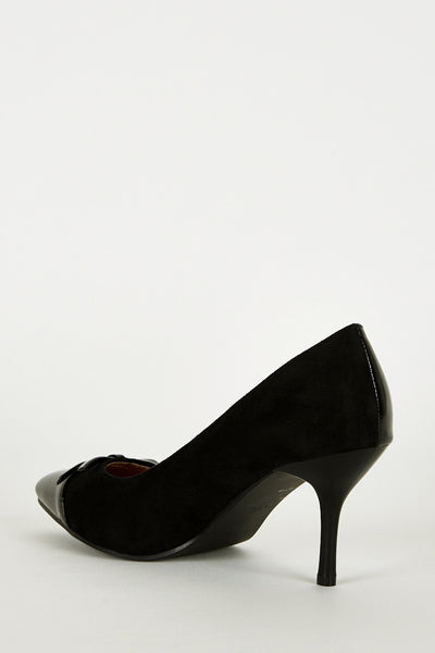 Pointed Toe Panel Court Shoes In Black