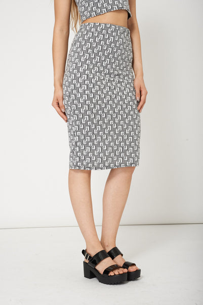 Smart Patterned Knee length Pencil Skirt