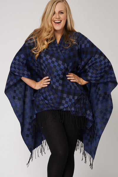 Warm Diamond Patch Design Knitted Poncho