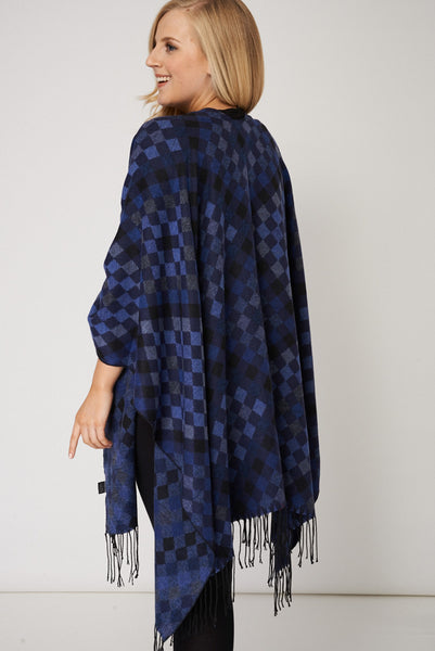 Warm Diamond Patch Design Knitted Poncho