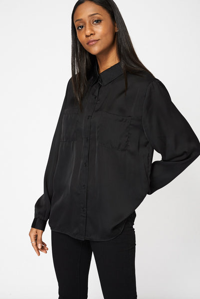 Black Lightweight Shirt With Front Pockets