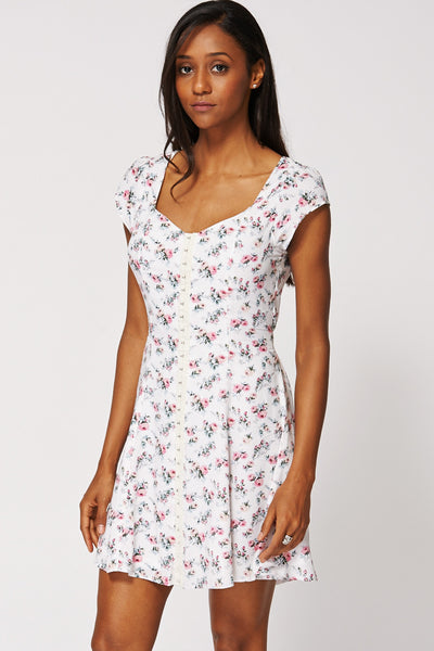 Sweet Heart Neckline Floral Dress