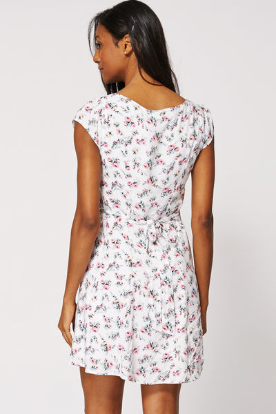 Sweet Heart Neckline Floral Dress