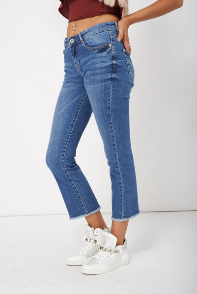 Fray Hem Ankle Grazer Jeans