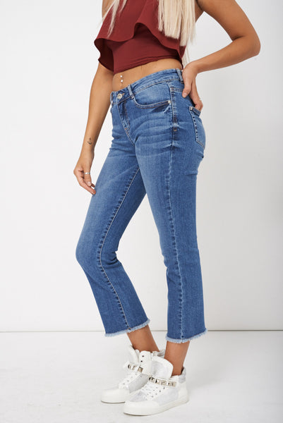 Fray Hem Ankle Grazer Jeans