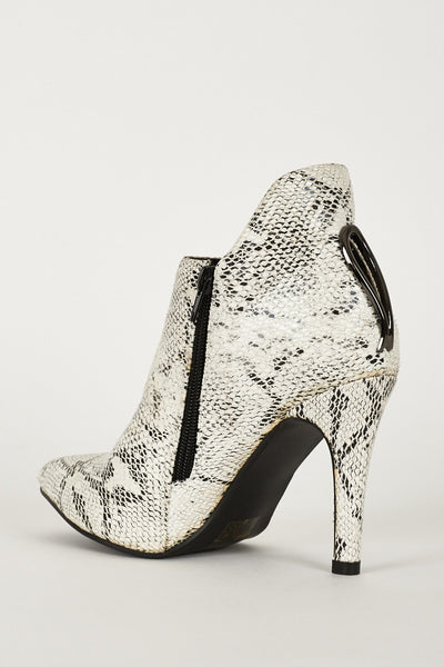 Cut Out Design Snake Effect Pointed Ankle Boot