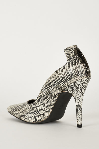 Pointed Toe Patterned Shoes With Cut Out Detail