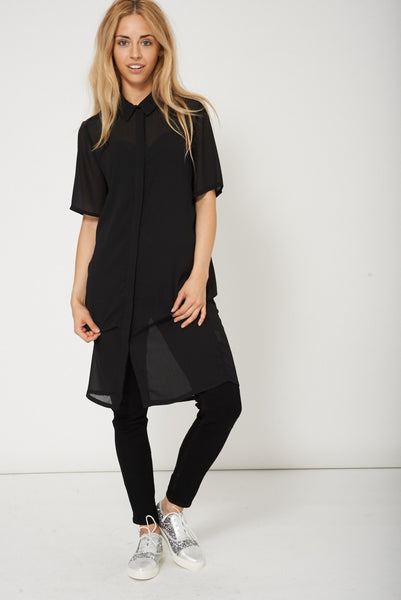 Gorgeous Black Midi Chiffon Top With Short Sleeve