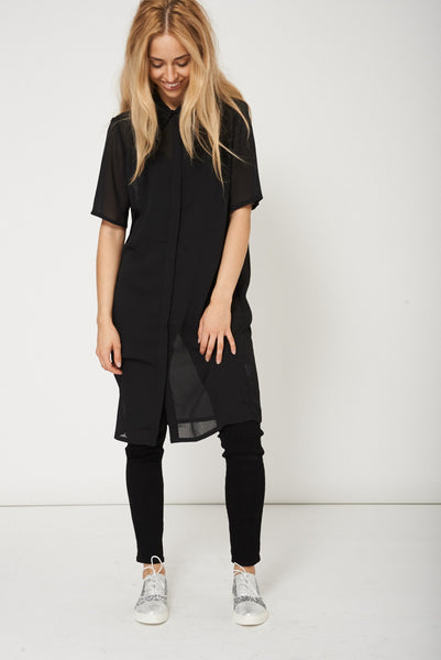 Gorgeous Black Midi Chiffon Top With Short Sleeve