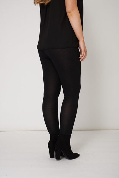 Smooth Black Basic Leggings